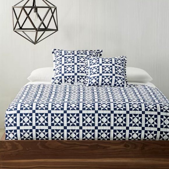 Calvin Klein Other - Calvin Klein Abigail  Quilted Coverlet